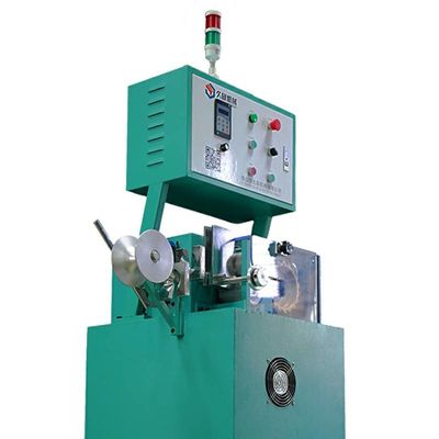 5.5KW آلة إعادة تدوير نفايات البلاستيك المحبب استهلاك منخفض 150m / Min